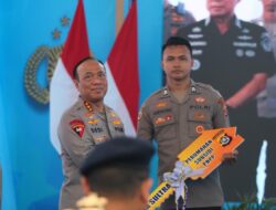 Dukung Asta Cita Presiden Prabowo sebagai Prioritas Nasional, Polri Serahkan 378 Unit Perumahan bagi PNPP dan Masyarakat di Sultra