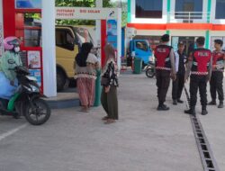 Pastikan Stok BBM Aman, Personel Samapta Polres Lombok Barat Intensifkan Patroli Dialogis
