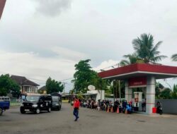 Tanpa Antrean, Polsek Kediri Amankan Kelancaran Distribusi BBM untuk Masyarakat