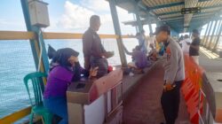 Patroli Dialogis Polsek Pemenang di Pelabuhan Bangsal