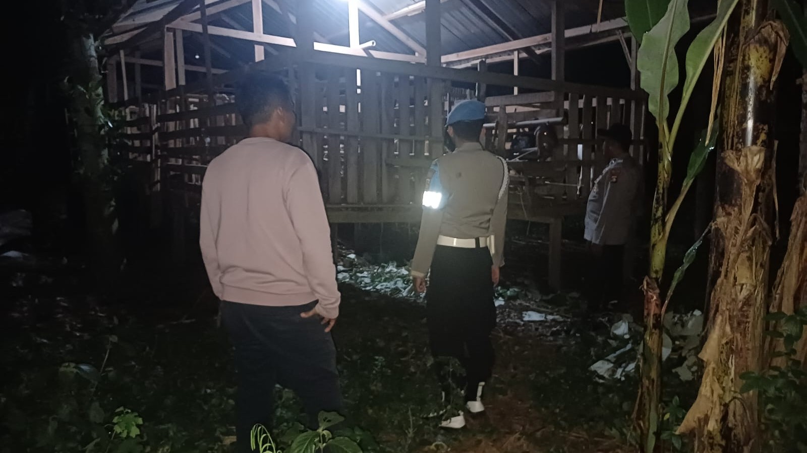 Polsek Lembar Gencarkan Patroli Malam Cegah Pencurian Ternak