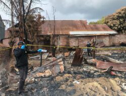 Kasat Reskrim Polres Bima Kabupaten Dampingi Tim Labfor Cabang Bali Laksanakan Olah TKP Kebakaran di Desa Lido