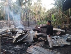 Kebakaran Dua Rumah di Sukadana, Polsek Bayan Lakukan Olah TKP