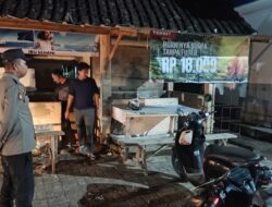 POLSEK PEMENANG LAKSANAKAN PATROLI KRYD DI PELABUHAN BANGSAL ANTISIPASI 3C DAN PREMANISME