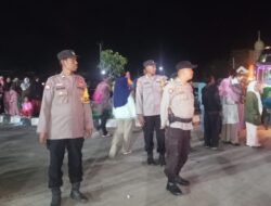 Kepulangan Jamaah Haji Kloter 04 di Kawal Ketat Oleh Personel Polsek Woha Polres Bima Kabupaten