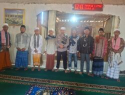 “Polisi Dakwah” Bhabinkamtibmas Polsek Soromandi Polres Bima Kabupaten Jadi Khatib Sholat Jum,at
